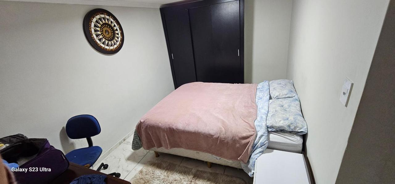 Hostel Ajbj Turismo Curitiba Rum bild
